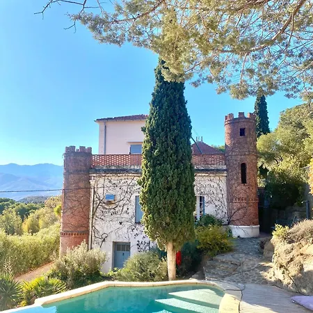 Penzion Chateau De La Sybille, Vue Imprenable Sur Le Canigou Et Les Orgues D'ille Sur Tet Ille-sur-Têt
