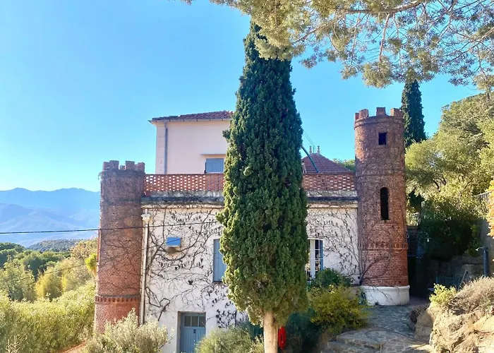 Gæstehus Chateau De La Sybille, Vue Imprenable Sur Le Canigou Et Les Orgues D'ille Sur Tet Ille-sur-Têt
