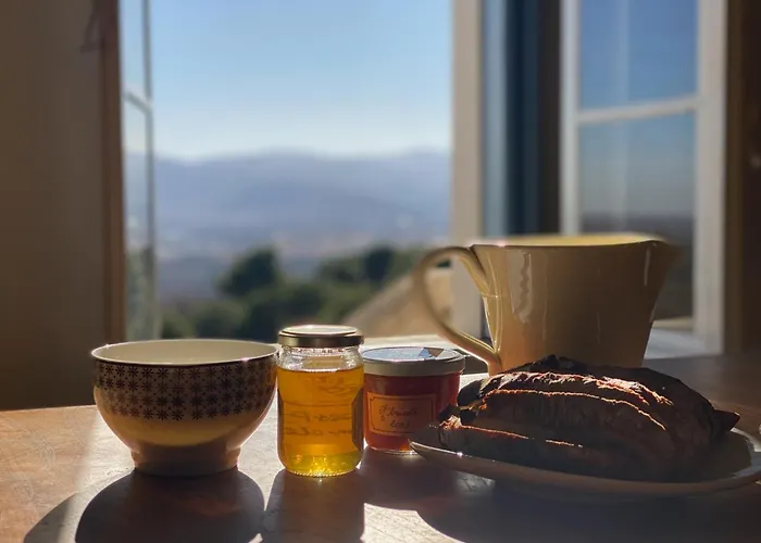 Πανσιόν Chateau De La Sybille, Vue Imprenable Sur Le Canigou Et Les Orgues D'ille Sur Tet Ille-sur-Têt
